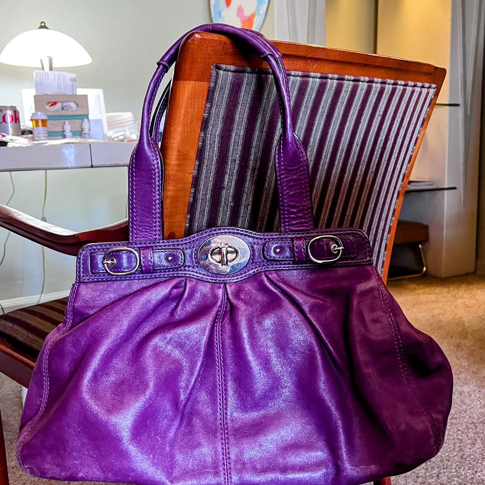 Elegant Purple Women's Shoulder Bag